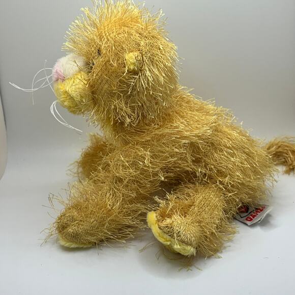 Ganz Webkinz Lioness Stuffed Animal - No Tag or Code - Eyelash Fur Plushie HM193 - Picture 9 of 9